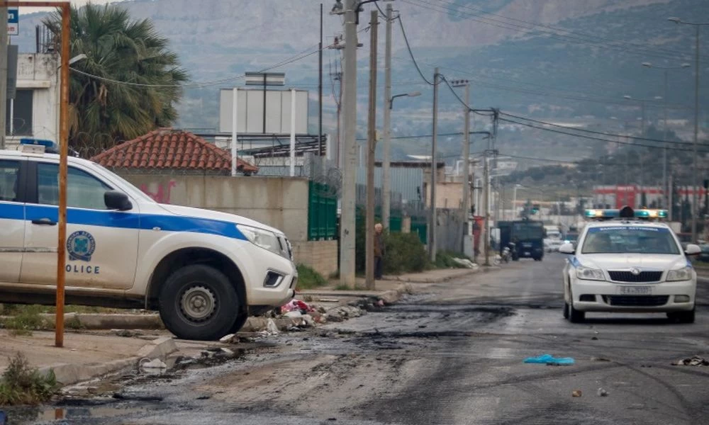 Αστυνομική επιχείρηση σε καταυλισμό Ρομά στην Περαία Θεσσαλονίκης